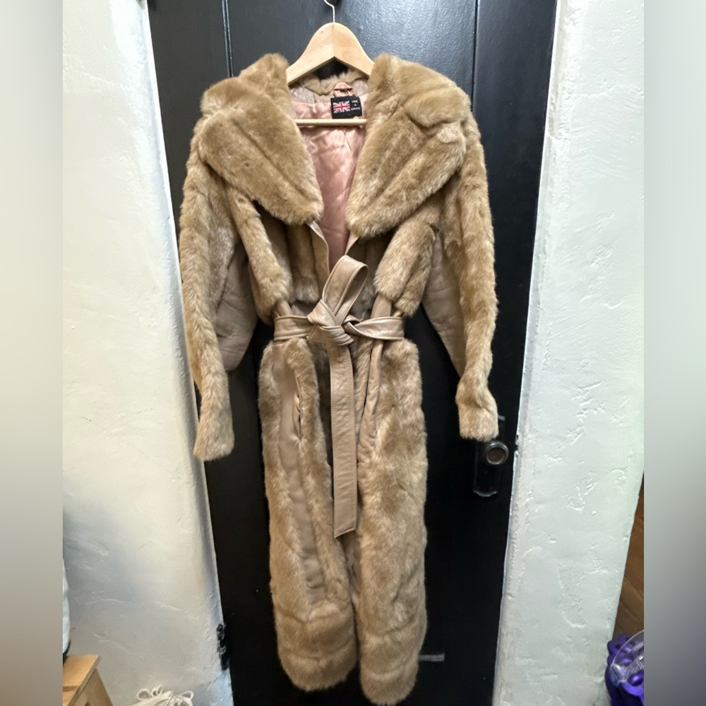 Gorgeous 70s fur coat